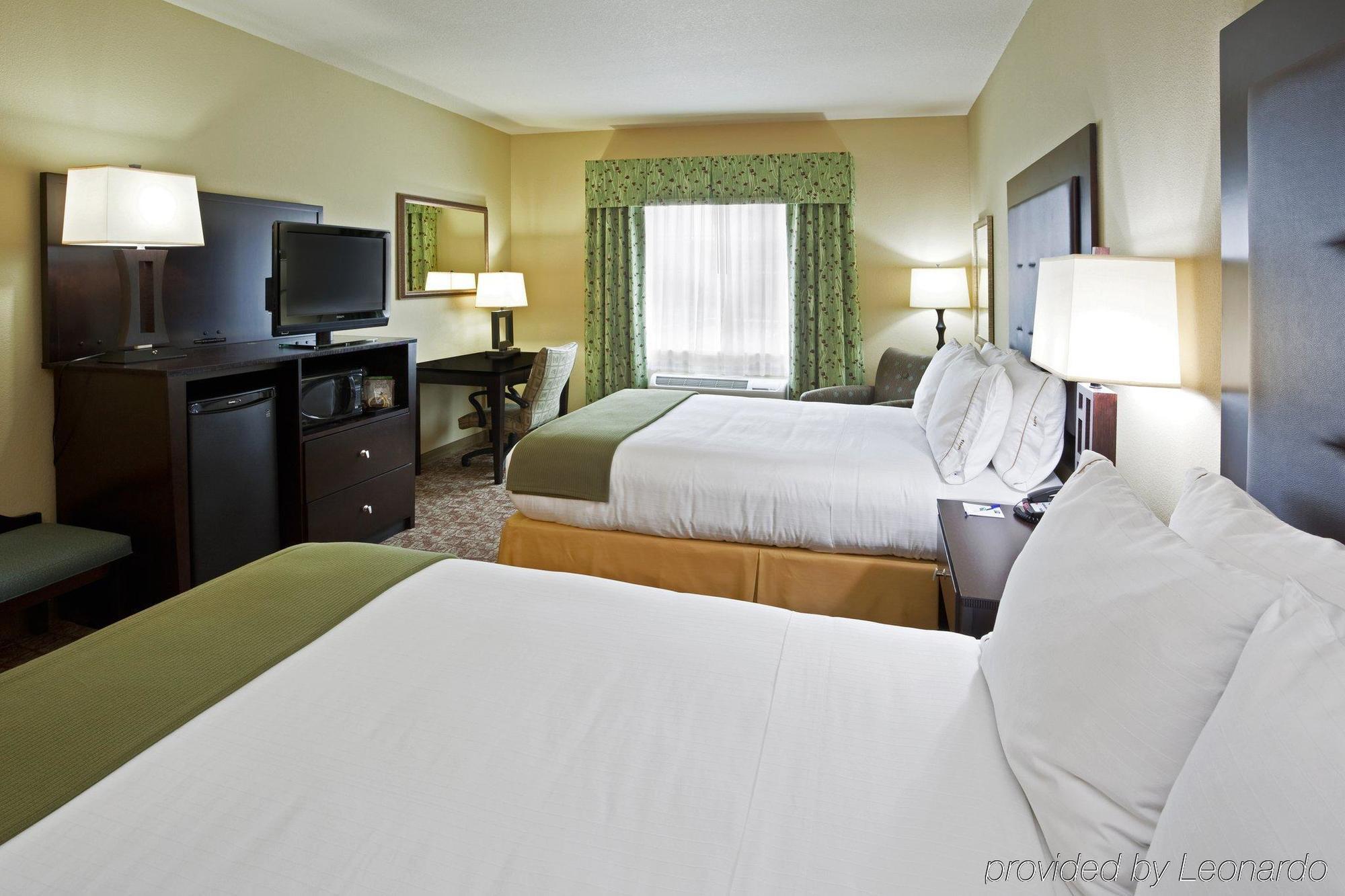 Holiday Inn Express - Columbus - Dublin By Ihg Habitación foto